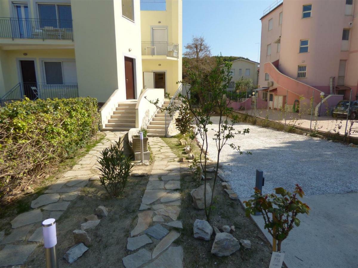 Complesso Primavera Tirrenia Exterior foto