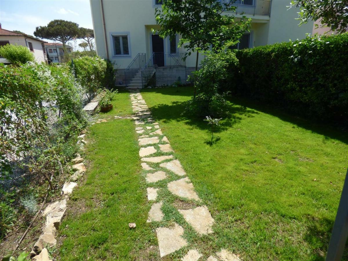 Complesso Primavera Tirrenia Exterior foto